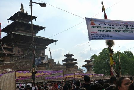 �_�[�o�[�X�N�G�A�̗l�q�B�l�l�l�΂���B